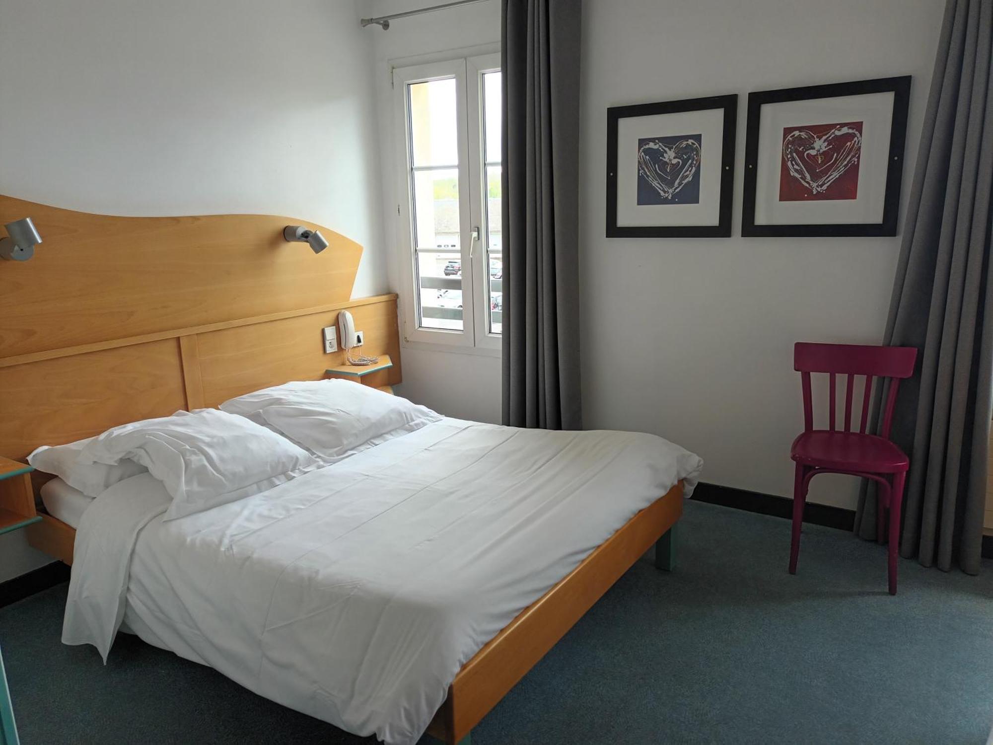 Hotel-Restaurant Logis L'Aubrac Laguiole Habitación foto